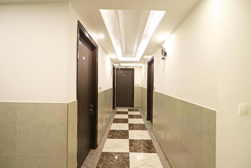 The Almora International -with Free Airport Transffer Hotel